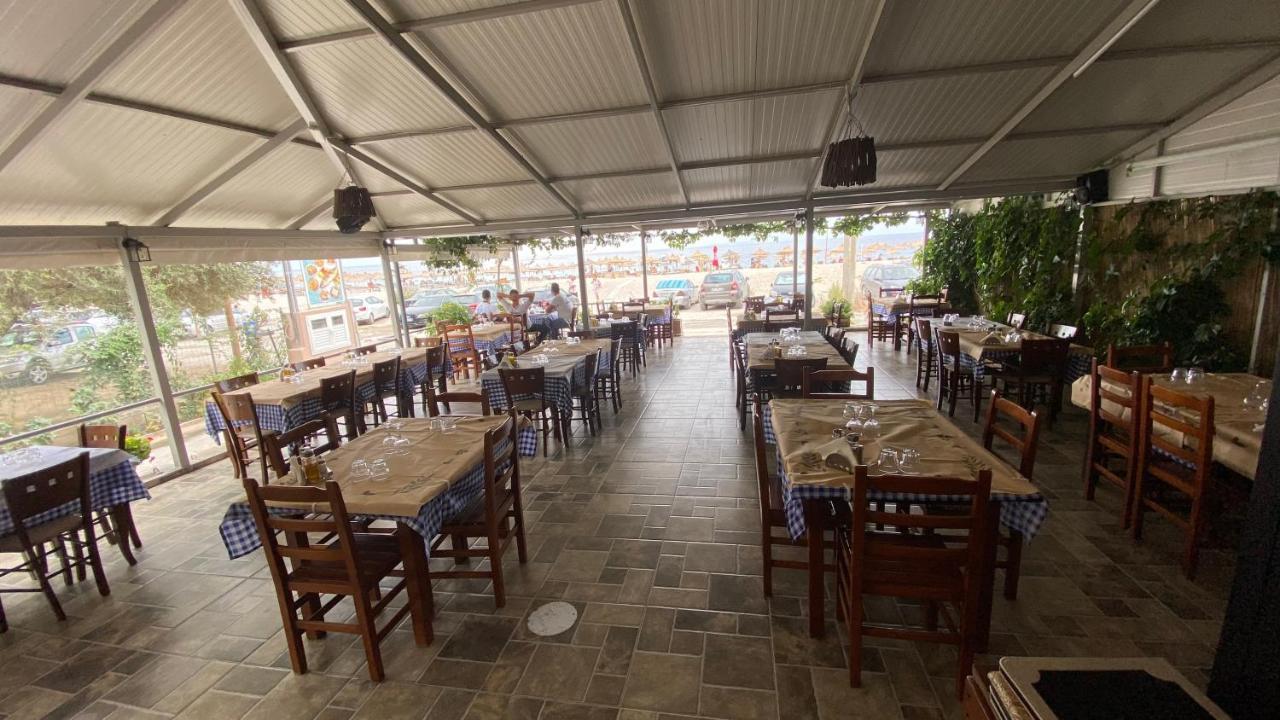 Vangjelis Hotel *