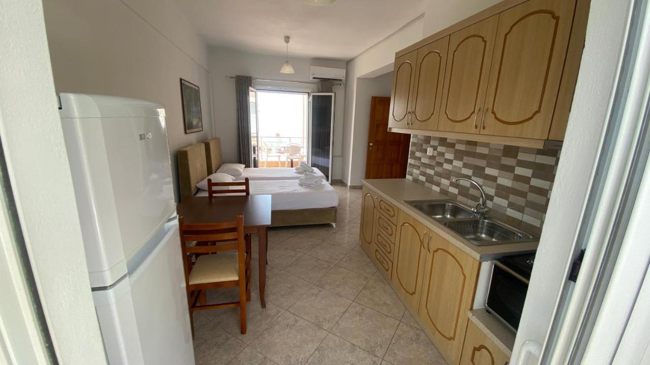 Hotel Vangjelis Himare