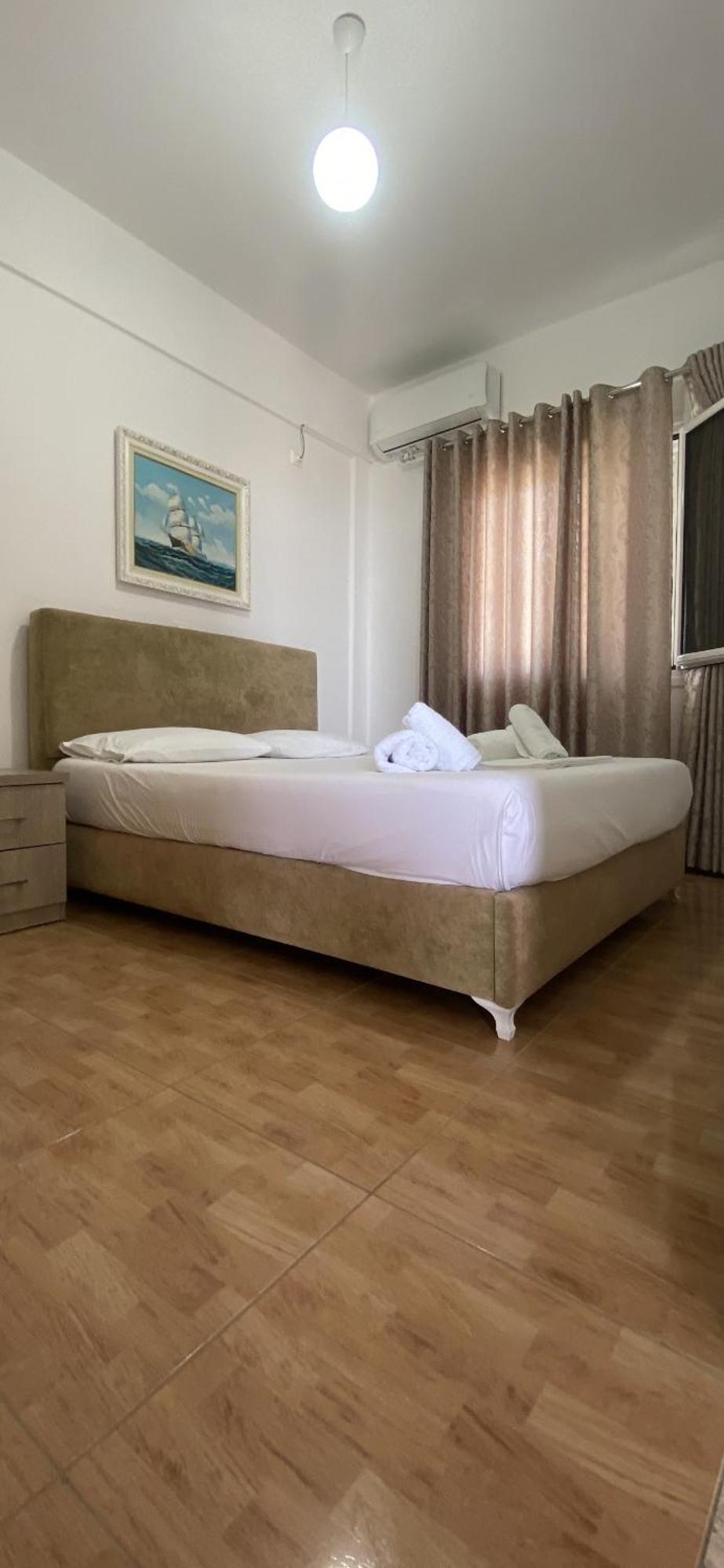 Vangjelis Hotel Himare