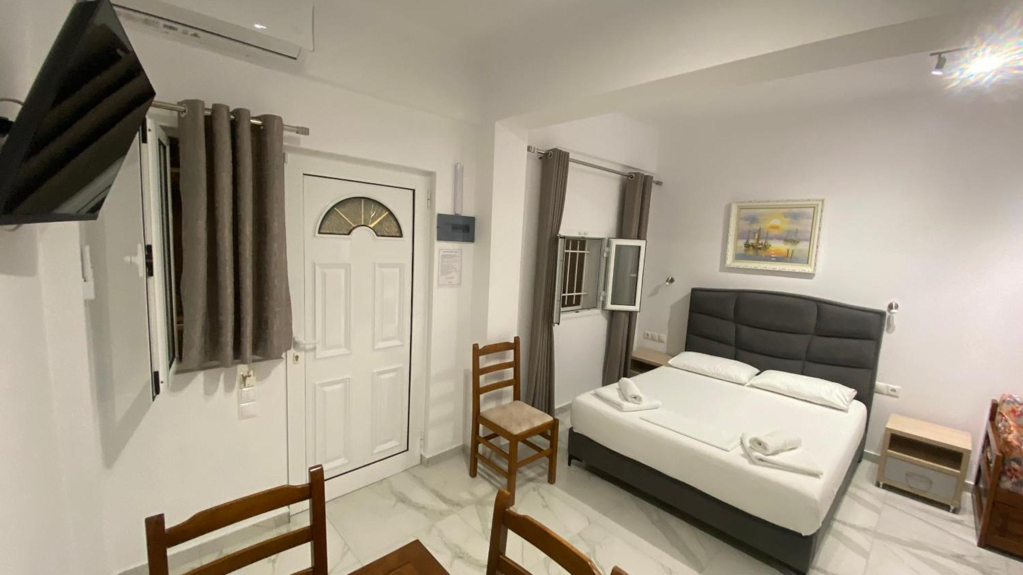 Vangjelis Hotel Himare