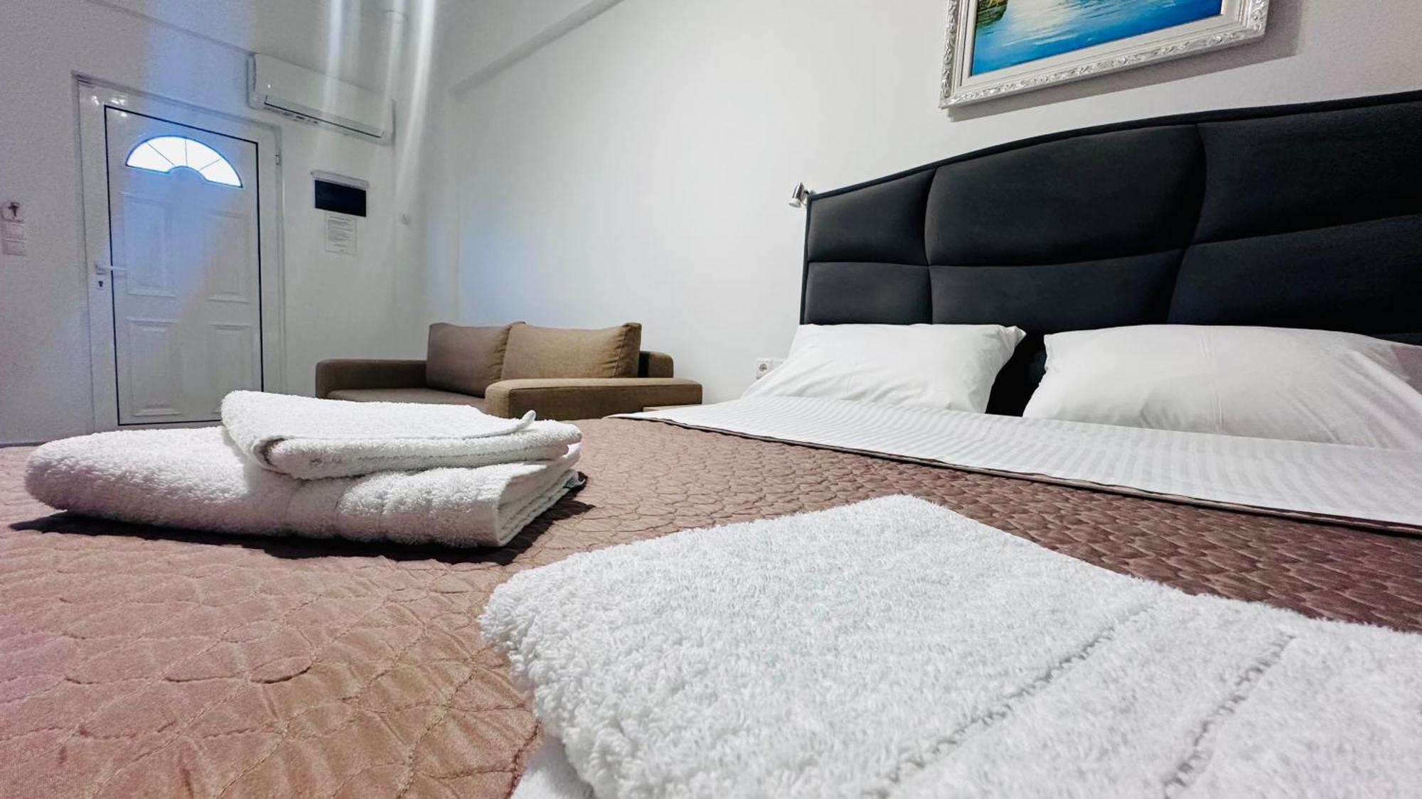 Vangjelis Hotel Himare